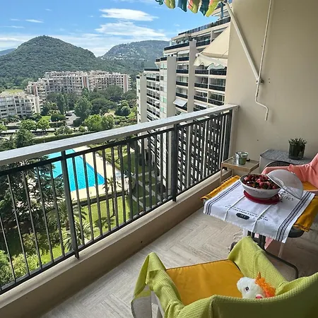 Hotel apartamentowy Cozy 2-rooms In Yacht Port Cannes Marina 4*